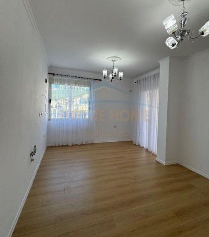 In vendita, Appartamento 2+1, Fresk, Tirana​