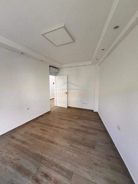In vendita, Appartamento 1+1, Via Elbasan