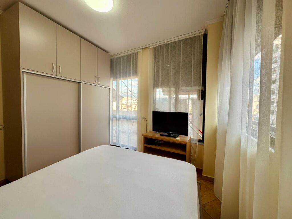 For Rent Apt 2+1+2, at “Gjimnazi Partizani”, 800 €!
