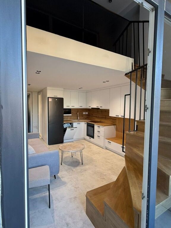 🏡 Duplex Apartment for Rent at Golden Park