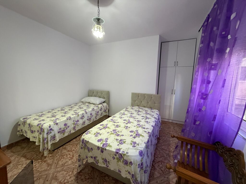 🏡 Appartamento 2+1+2 in affitto vicino al Tribunale di Durrës