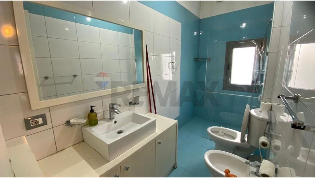 Apartment 2+1 for rent Pazari Ri
