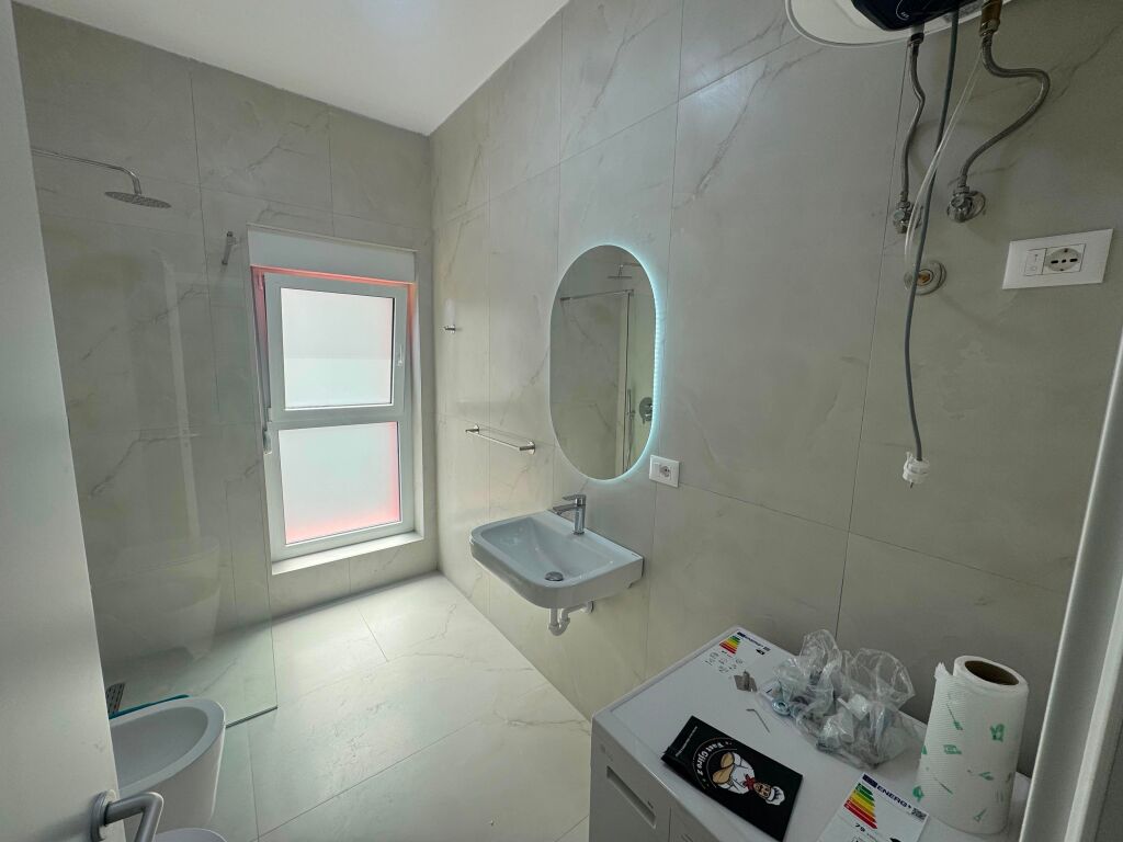 🏡 Appartamento 1+1 + posto auto in affitto 📍 Ali Demi, Complesso Kadiu