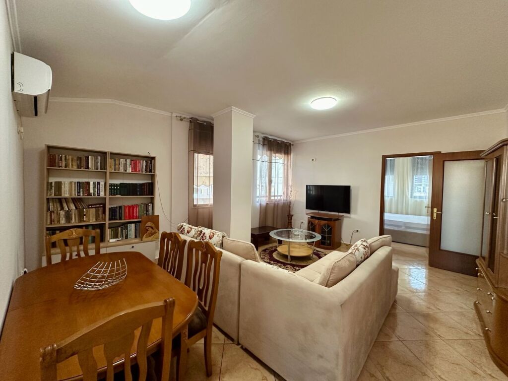 For Rent Apt 2+1+2, at “Gjimnazi Partizani”, 800 €!