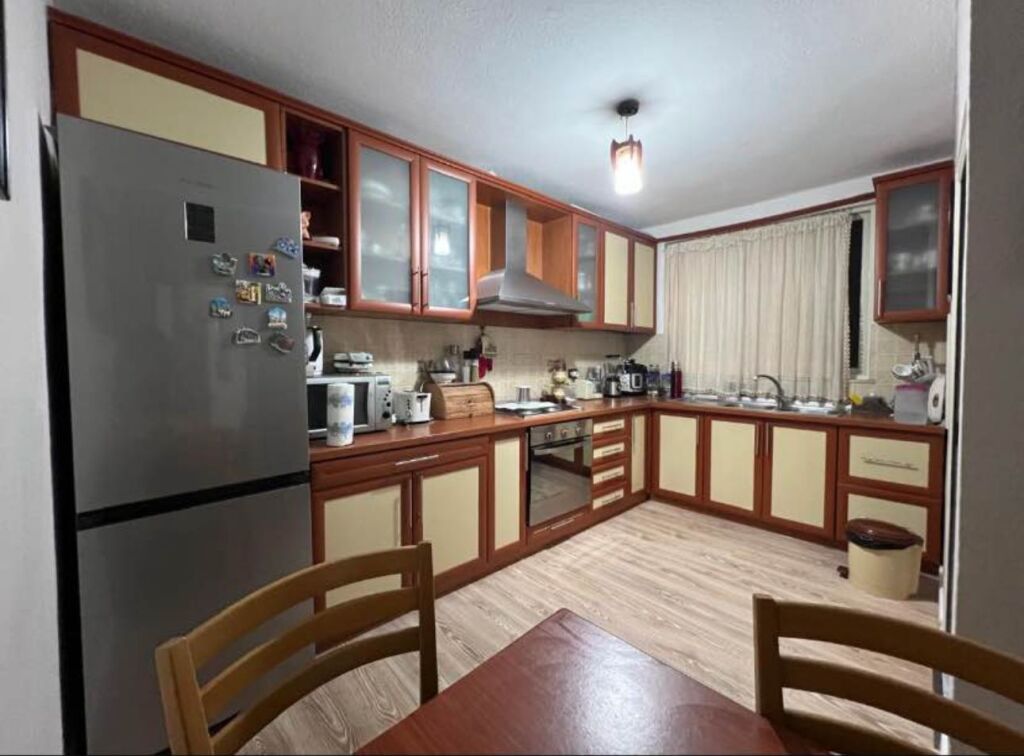 🏡 APARTMENT 3+1 FOR SALE – ALI DEMI, IDRIZ DOLLAKU STREET