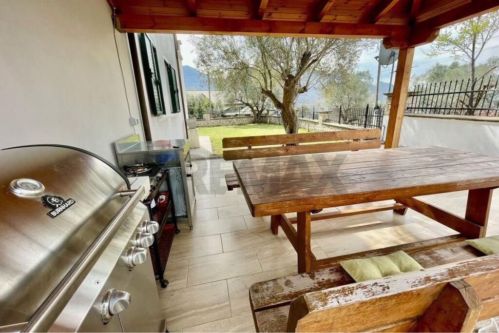 Villa - In Vendita - Mullet, Tirana(ID: 530181096-229)