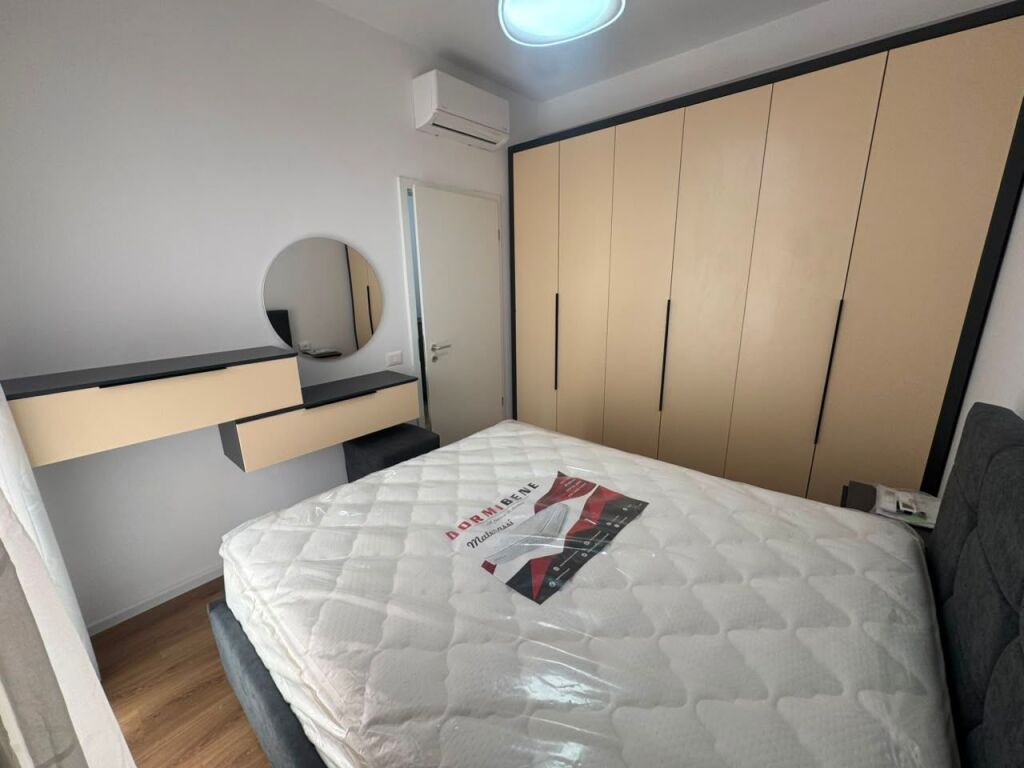 🏡 Appartamento 1+1 + Parcheggio in affitto  📍 Indirizzo: Ali Demi, Complesso Kadiu💰 Prezzo: 46000 lek/mese