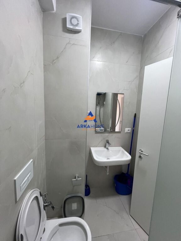 IN VENDITA APPARTAMENTO 1+1+BALCONE "REZIDENCA KADIU,ALI DEMI" 103.500 EURO (TRATTABILE)