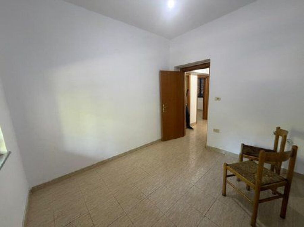 In vendita, Appartamento 2+1+Deposito, Brryli, Tirana.