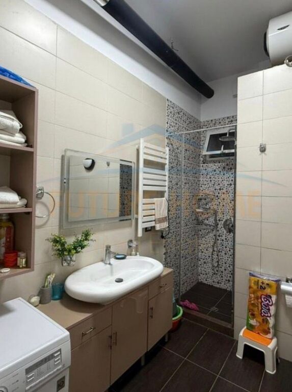 In vendita, Appartamento 3+1+2, Fresk, Tirana