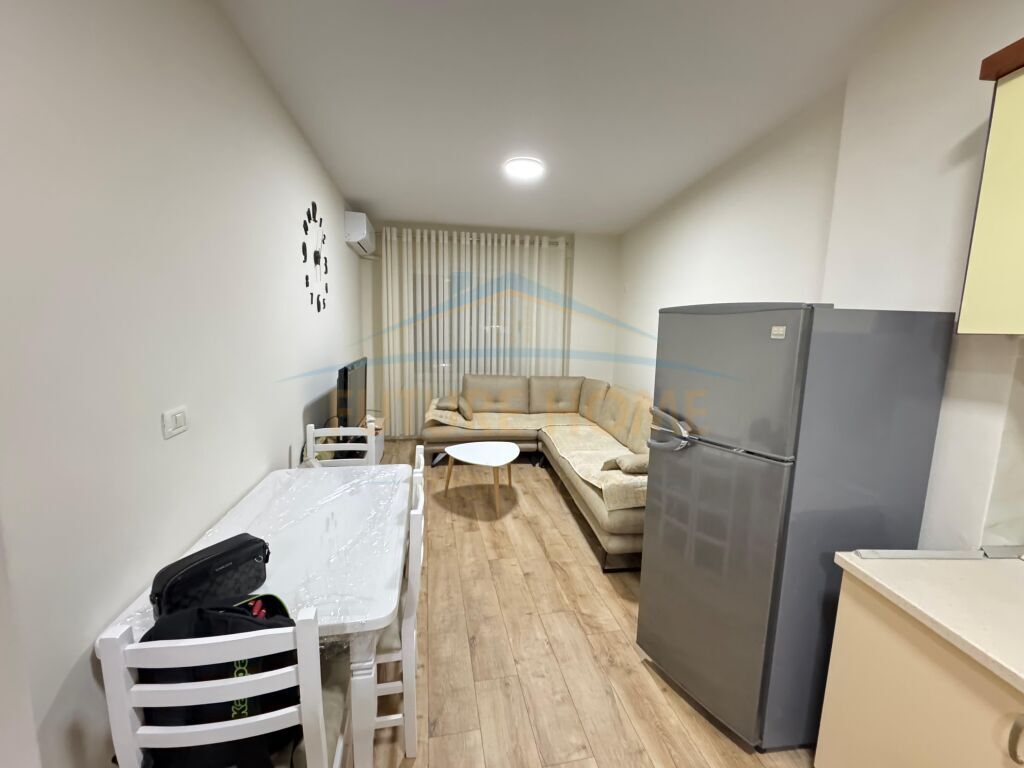 Appartamento 1+1 in vendita, vicino a Well Albania Astir, Nuovo Anello, Tirana.