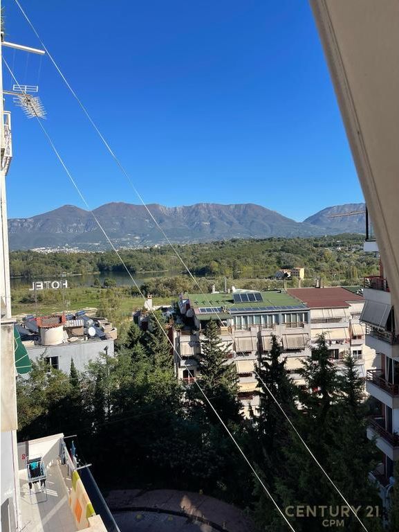 FOR RENT 1+1 APARTMENT NEAR THE DRY LAKE !