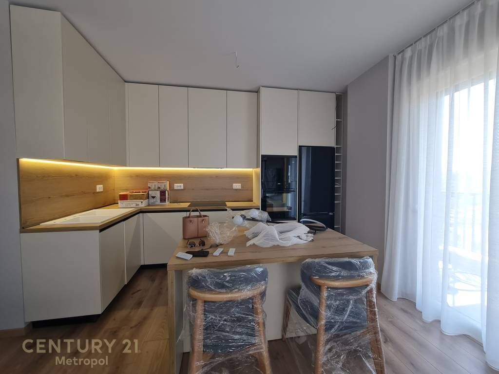 Luxury apartment for rent 2+1+2 at Trio Tower – newly furnished, DON BOSKO.