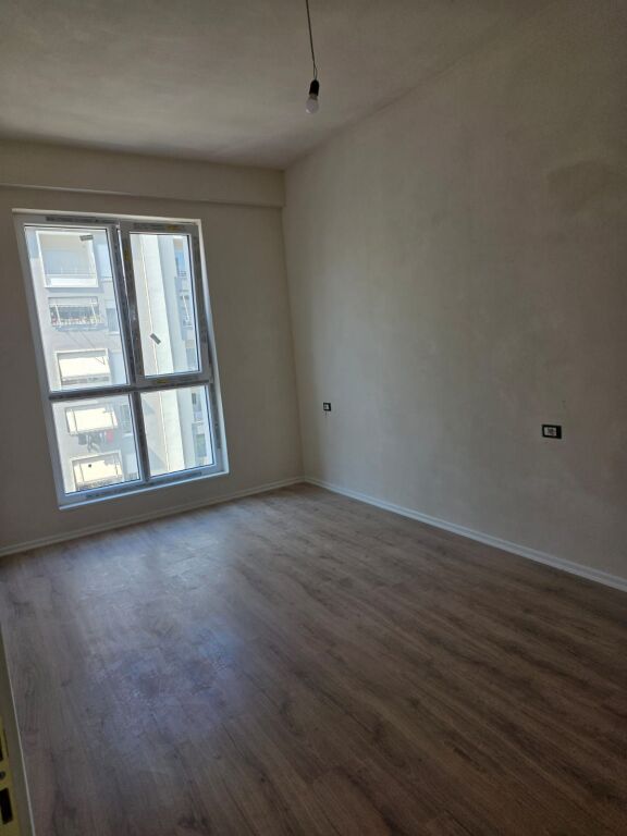 Apartment for sale Commune Parisit