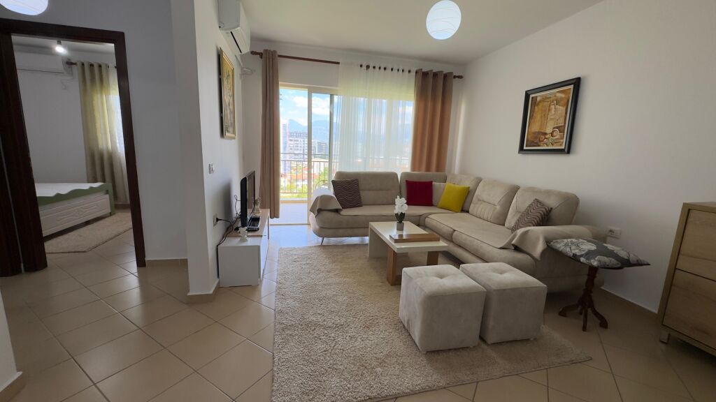 Apartament 2+1 per qera Fusha e Aviacionit !