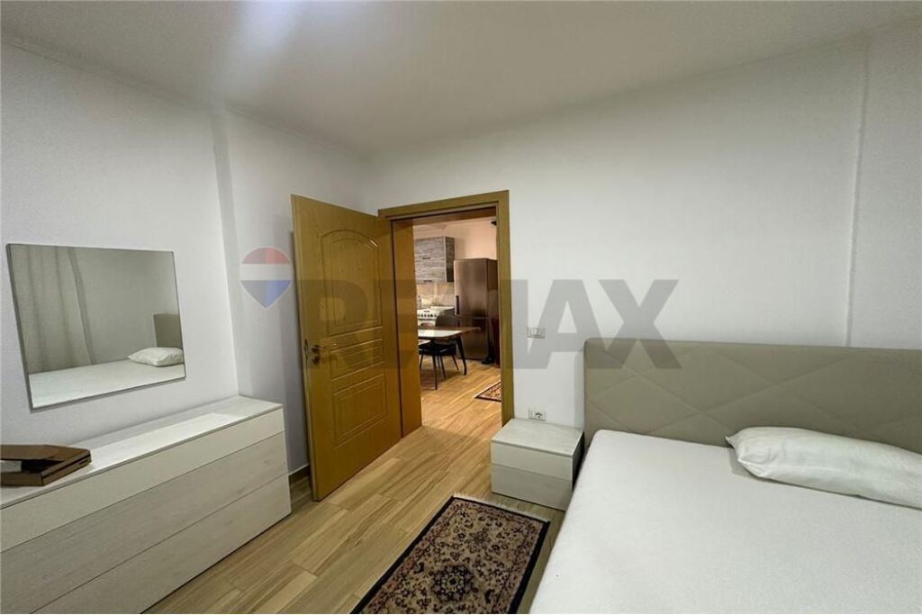 Apartment 2+1+2 for rent near Hotel Mondial, 21 Dhjetori.