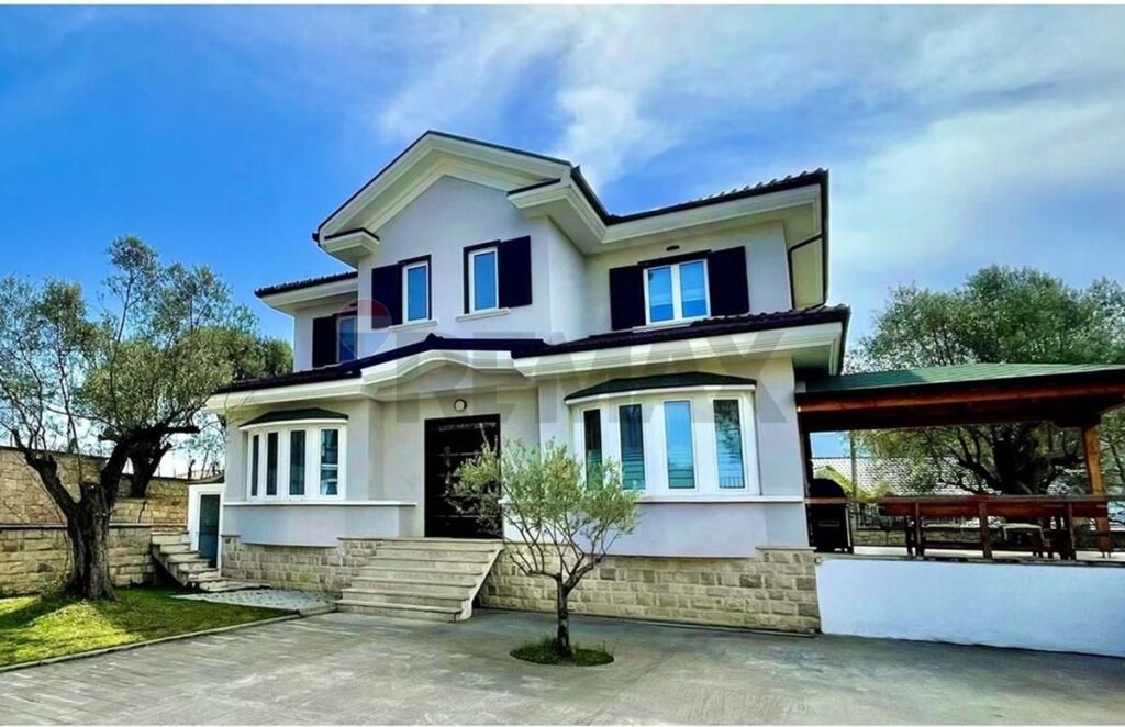Villa - In Vendita - Mullet, Tirana(ID: 530181096-229)
