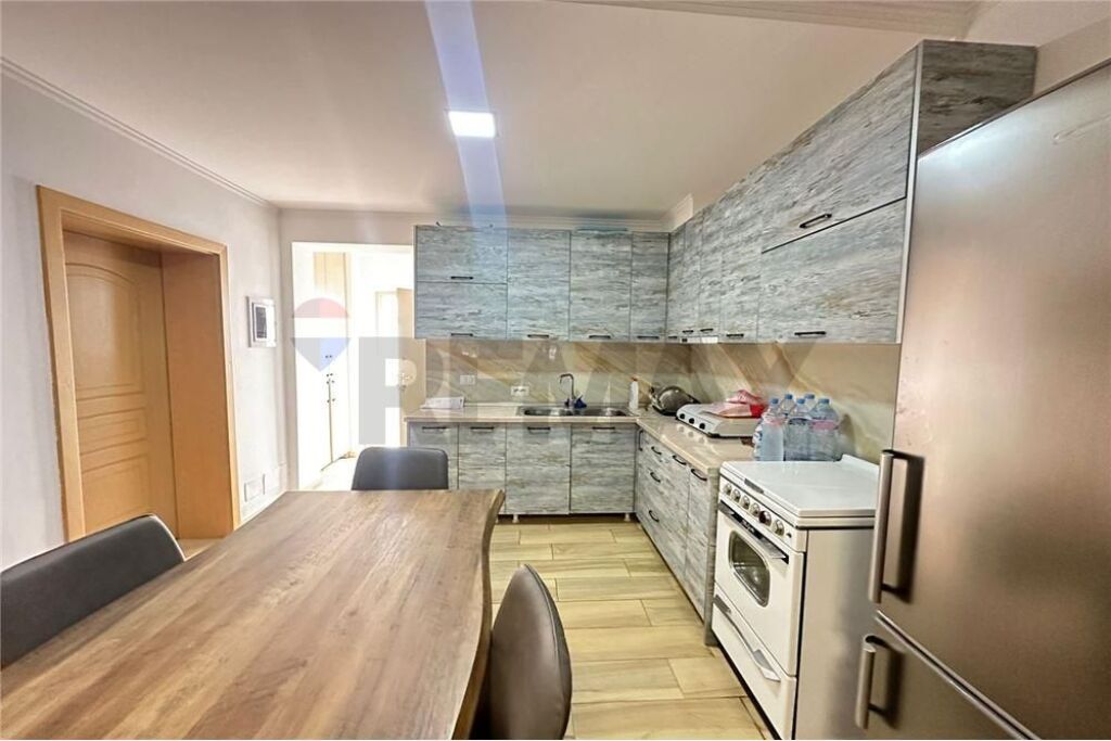 Apartment - For Rent - Kavaja Street, Tirana