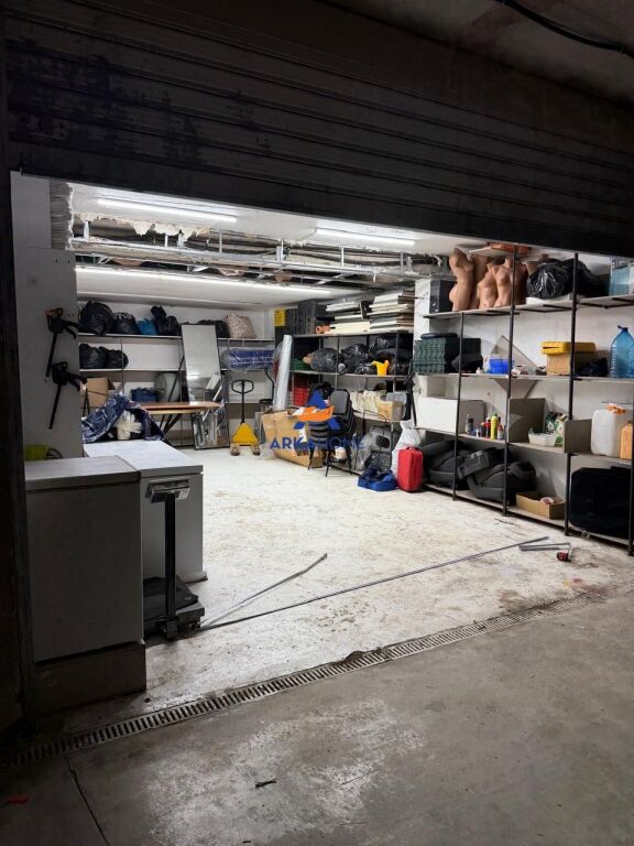 GARAGE IN VENDITA 48M2 "KINOSTUDIO" 50000 EURO