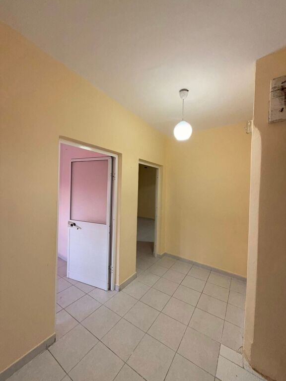 VENDESI 2+1 con Balcone OCCASIONE🔥📍Ospedale Durazzo