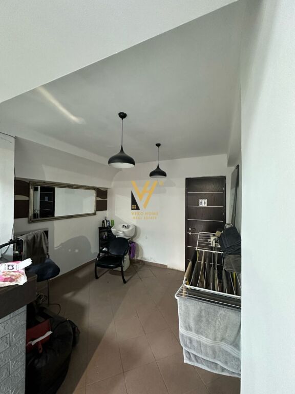 SHOP FOR SALE 60 M2 IN MYSLYM SHYR 206,000 EURO