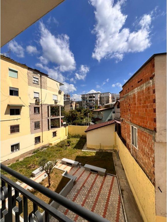 In vendita, Appartamento 1+1, Via Elbasan