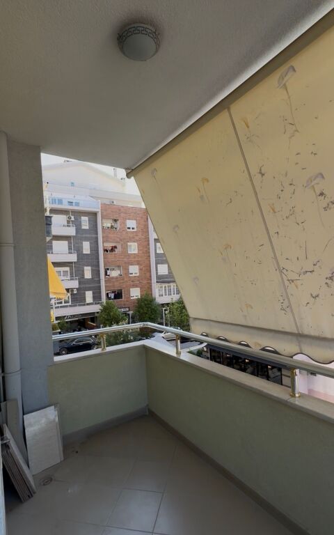 In vendita, Appartamento 2+1, Fresk
