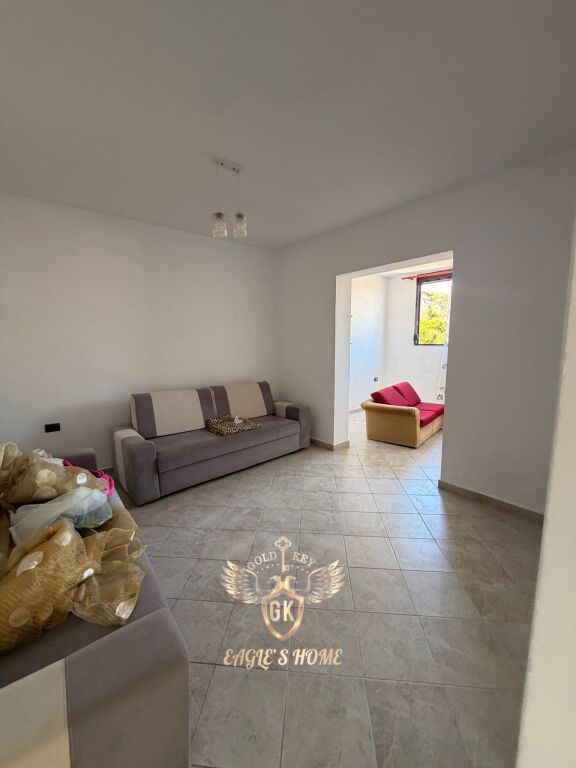 Villa in Affitto • 2 Piani, 3+1 con Cucina separata e garage al piano terra 📍Quartiere Nuovo, Scuola Hajdar Dushi  500€ ✅