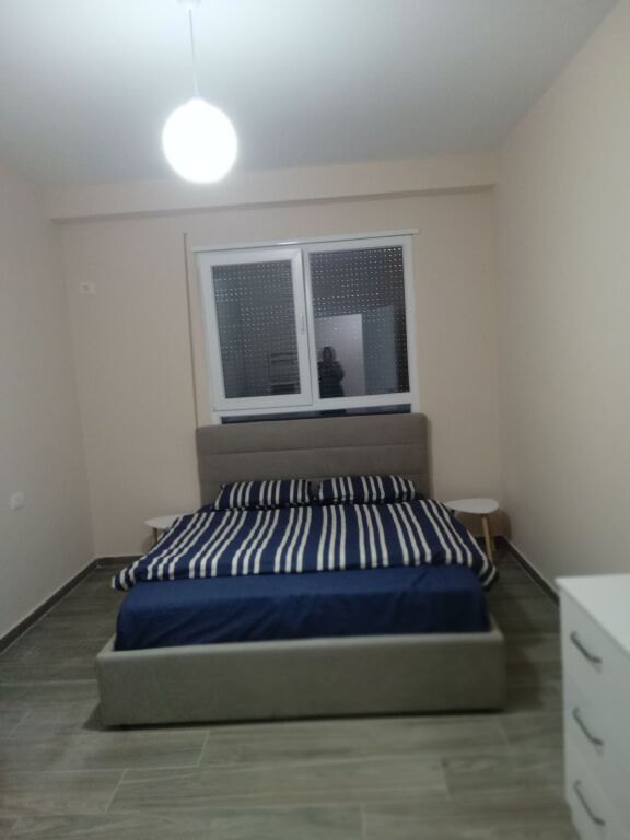 🏡 IN AFFITTO – APPARTAMENTO 1+1 | LUNGOMARE, VLORË 🌊