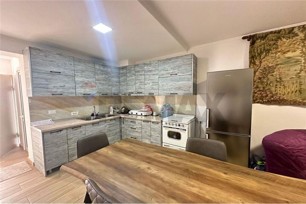 Apartment - For Rent - Kavaja Street, Tirana