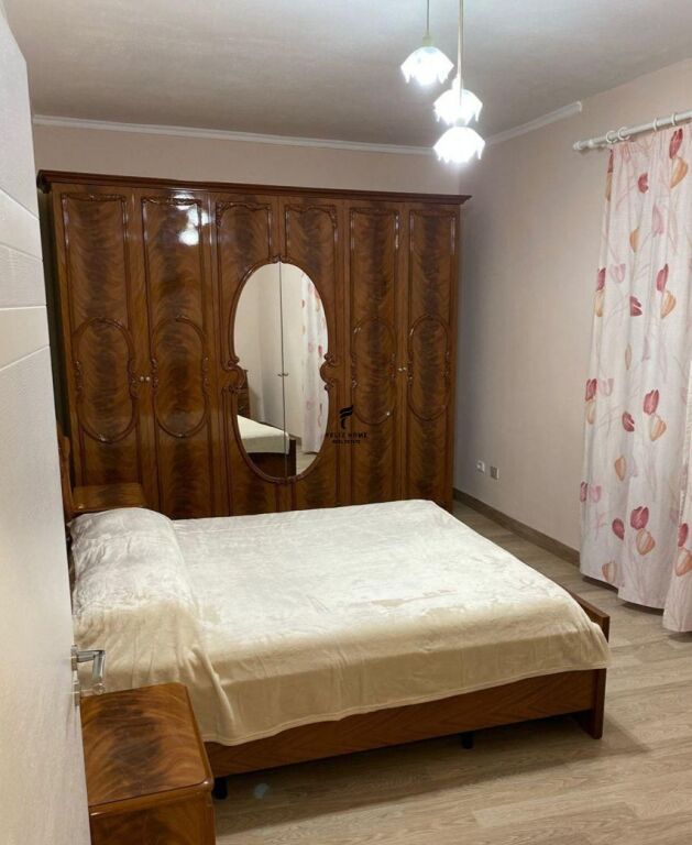 SHITET APARTAMENT 2+1 RRUGA DURRESIT 21.000.000 LEKE FH-74989