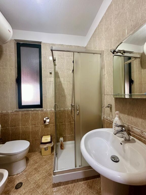 For Rent Apt 2+1+2, at “Gjimnazi Partizani”, 800 €!