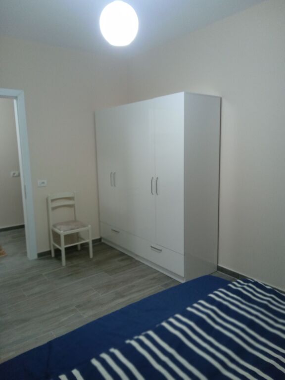🏡 IN AFFITTO – APPARTAMENTO 1+1 | LUNGOMARE, VLORË 🌊