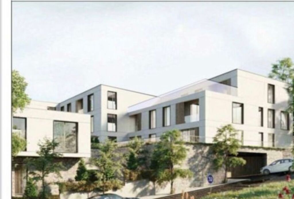APARTAMENT 3+1+2 ME OBORR PER SHITJE TEK LIQENI I FARKES 303,000 €
