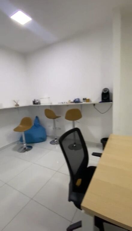 Affitto | Ambjent Biznesi | Komuna e Parisit | 1200 €/mese