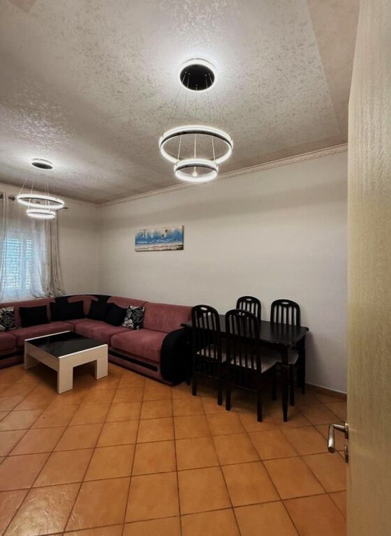 🏡 Appartamento 1+1 in Vendita – Via Ali Demi (vicino al Nuovo Mercato Elettrico), Tirana