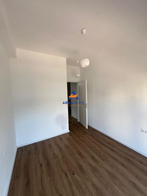 IN VENDITA APPARTAMENTO 1+1+BALCONE "REZIDENCA KADIU,ALI DEMI" 103.500 EURO (TRATTABILE)