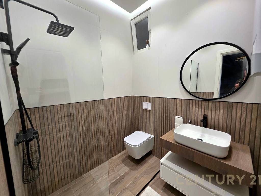 APARTAMENT 2+1+2 PER QIRA NE KOPSHTIN BOTANIK