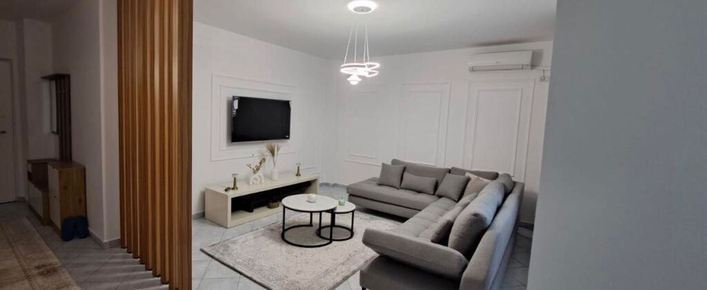 🏡 APPARTAMENTO IN AFFITTO  • 2+1+2 ☎️  💰 Prezzo: 750 €netto ✅ 📍 Posizione: Lagja 1 Vollga
