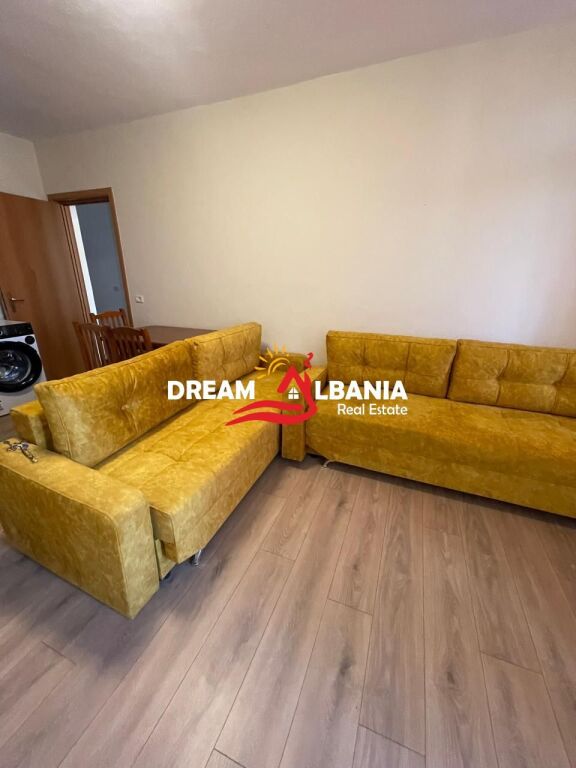 Appartamento 1+1 in affitto a Pazari i Ri, Tirana (4219495)