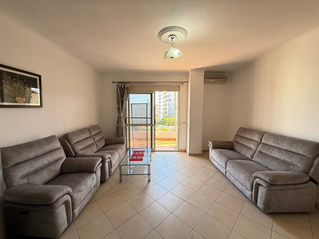 Apartment 2+1 for sale on the beach