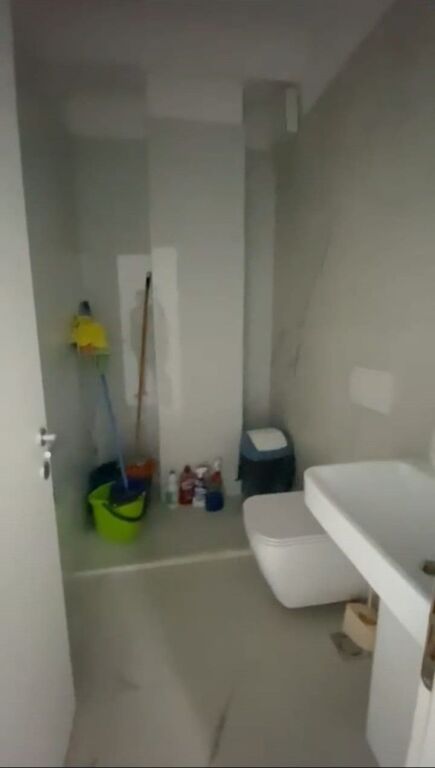 Affitto | Ambjent Biznesi | Komuna e Parisit | 1200 €/mese