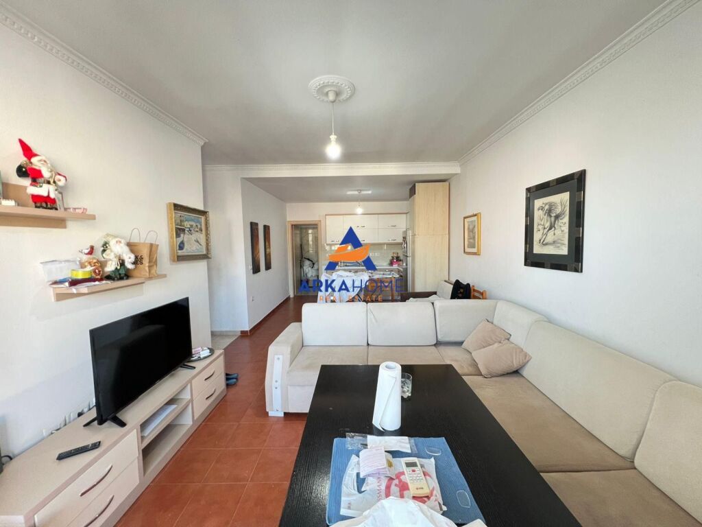 APPARTAMENTO IN AFFITTO 1+1+BALCONE "VASIL SHANTO" 600 EURO