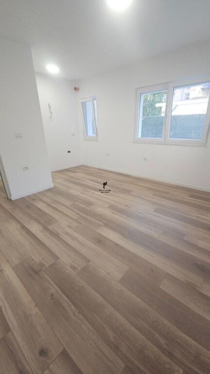 IN VENDITA APPARTAMENTO 1+1 VIA ISUF ELEZI 13.000.000 LEKE FH-74839