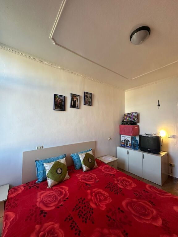 Shitet apartament 1+1 me dokumenta