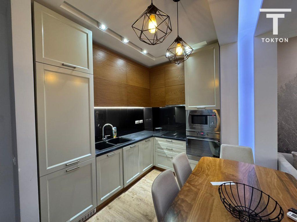 QIRA, APARTAMENT 2+1, RR: BILL KLINTON, KODRA E DIELLIT, TIRANË
