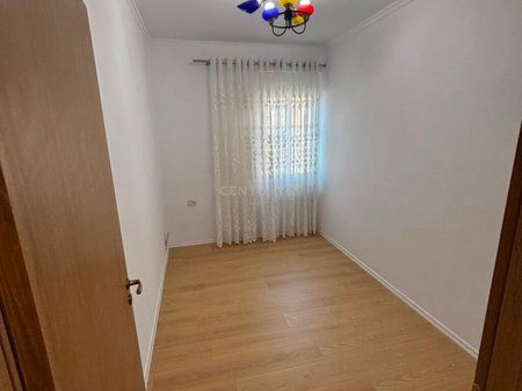 2+1 apartment for sale in Fresk 135.000