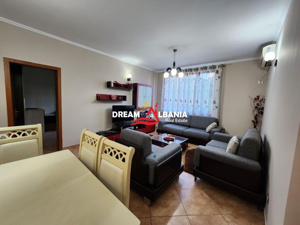 Apartment 2+1+2 for rent on Kavaja Street near the Mosque.(ID 42215558)