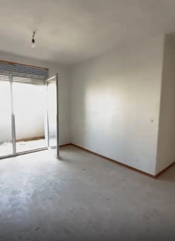 Shop for rent in Myslym Shyr