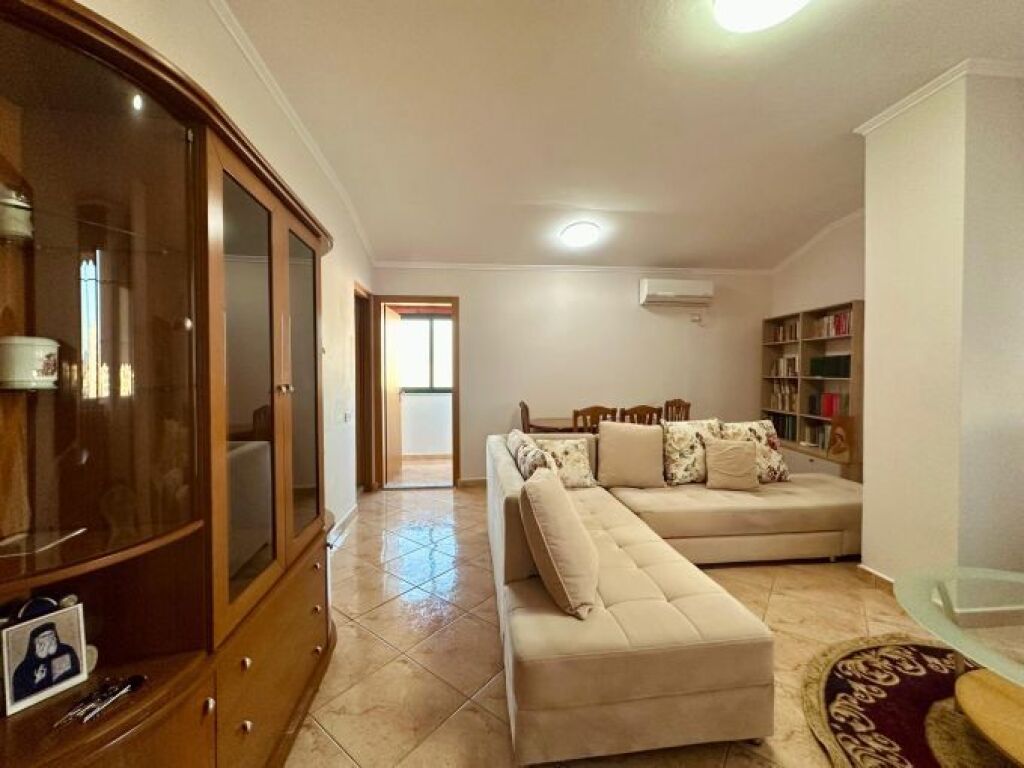 Apartment 2+1+2 for rent near Partizani High School
